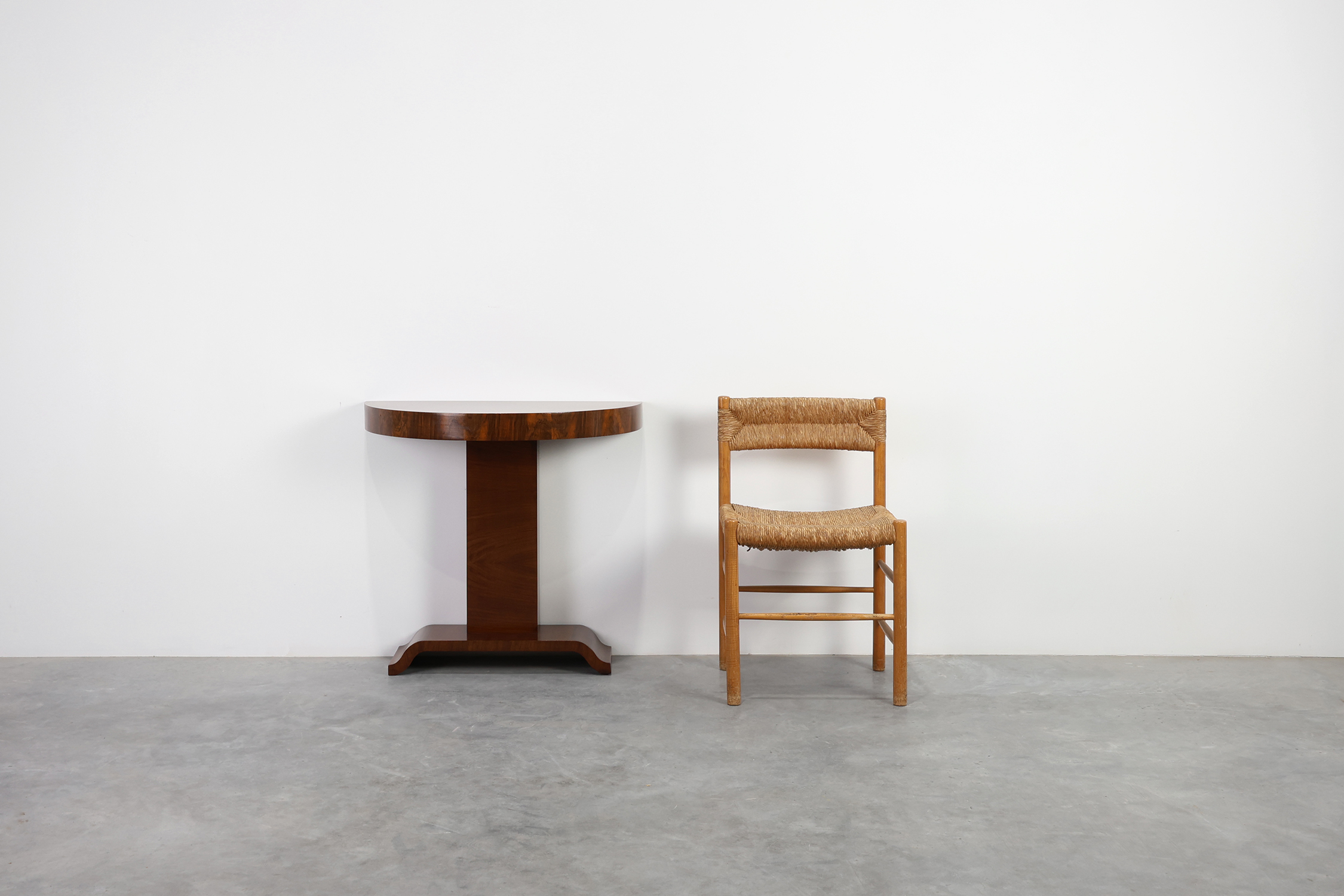Art Deco Console Table in Walnut Veneer, France 1920sthumbnail
